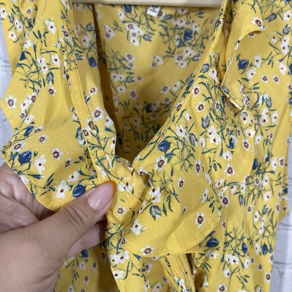 Max Studio Blouse Womens XL Yellow Floral Daisy Waist Belted Prairy Bohemian Top - Picture 6 of 12